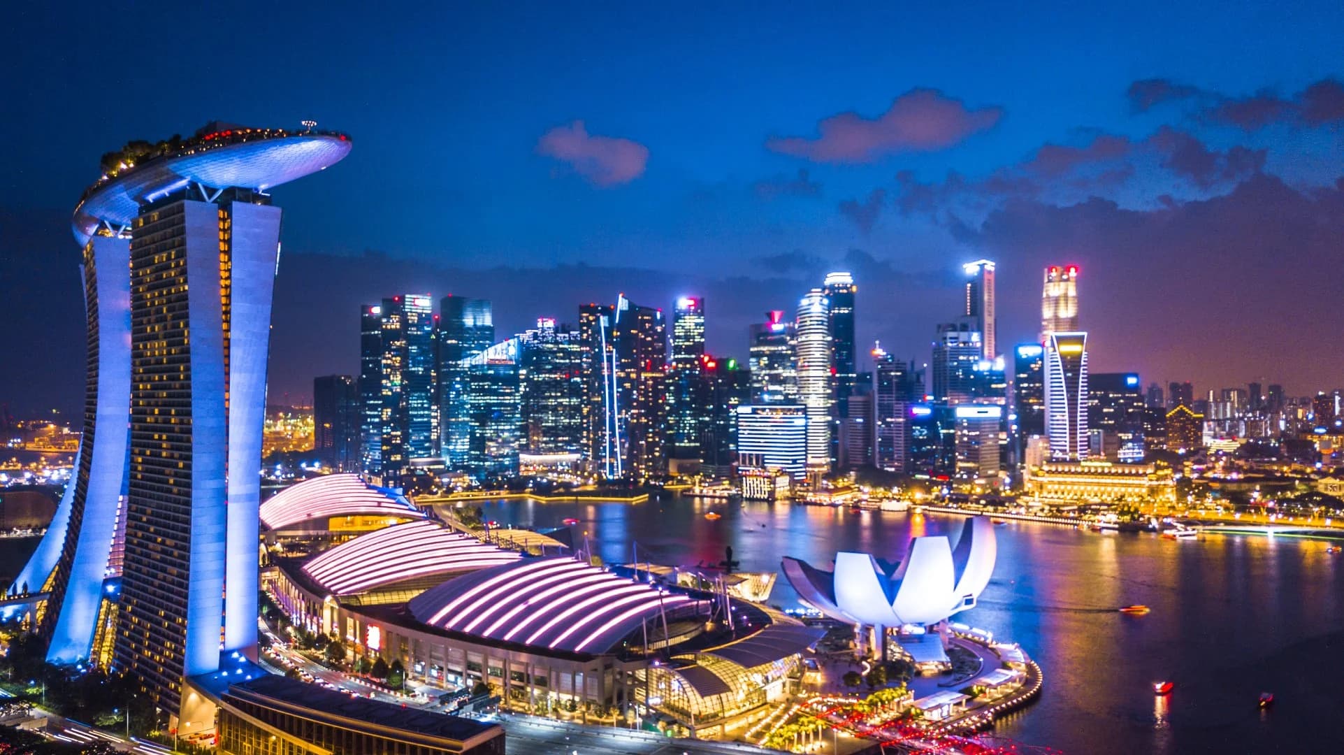 Singapore and Malaysia Explorer